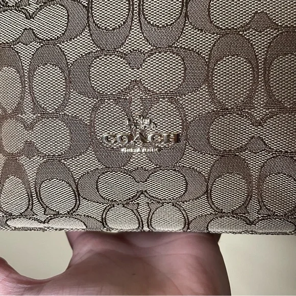 Coach Signature Small Dufflette in Signature Jacquard - Picture 4 of 13